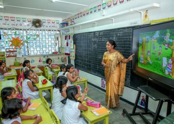 200 பாடசாலைகளில் முன்னெடுக்கப்பட்ட ‘ஸ்மார்ட் வகுப்பறை’ திட்டம்  வெற்றி