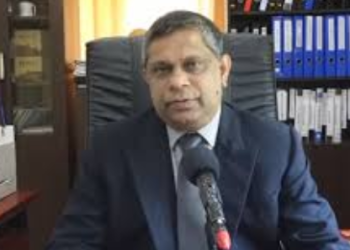 புதன்கிழமை விடுமுறைக்கு பதில் ‘வீட்டிலிருந்து பணிபுரியும்’ முறையை அமுல்படுத்துக