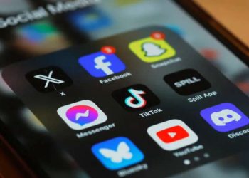 பிரித்தானியாவில் 16 வயதிற்குட்பட்டோருக்கு சமூக ஊடகத் தடை: பிரபுக்கள் சபை மீண்டும் ஆதரவு!